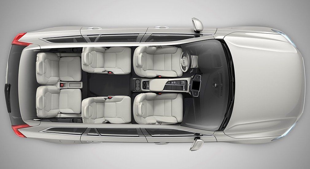 Volvo представила обновленный кроссовер XC90