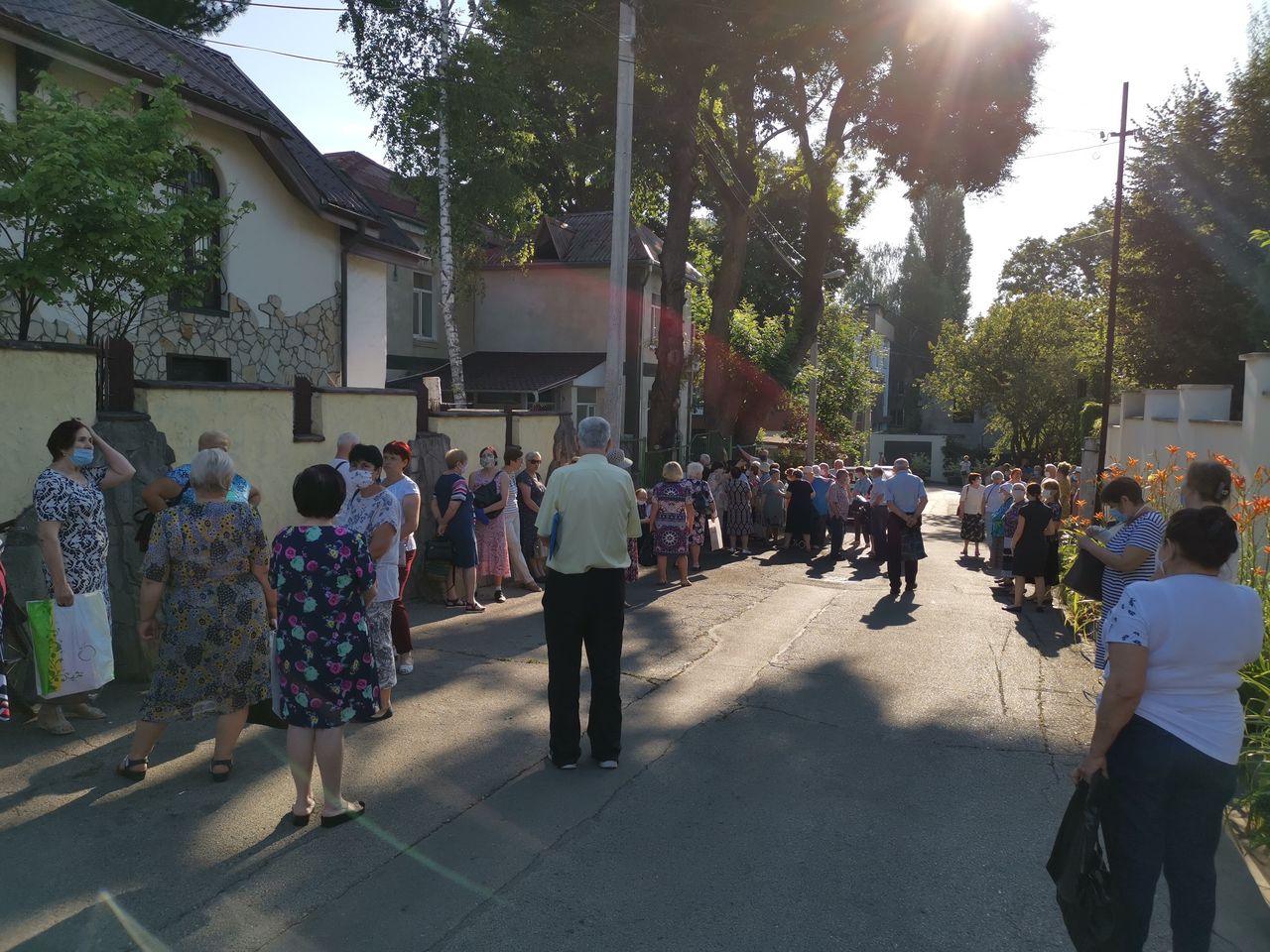 Жительница Кишинева пожаловалась на очереди в отделение CNAS на Буюканах