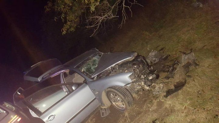Страшное ДТП под Будештами: два человека погибли