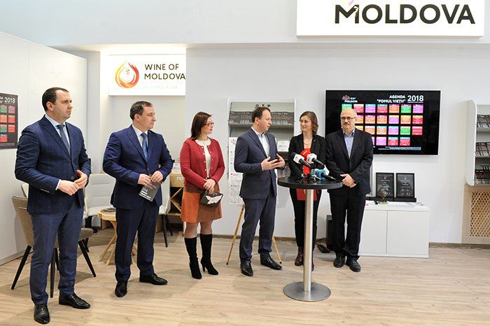 A fost lansat primul calendar turistic al R. Moldova sub egida brandului Pomul Vieţii