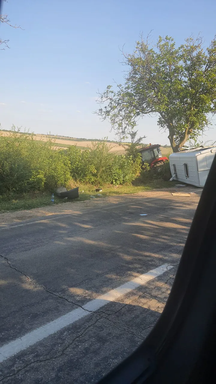 ДТП в Новоаненском районе: шесть человек госпитализировали