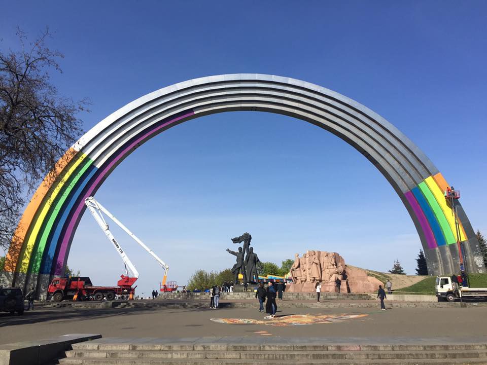 Киев встретит Евровидение с аркой в цветах радуги
