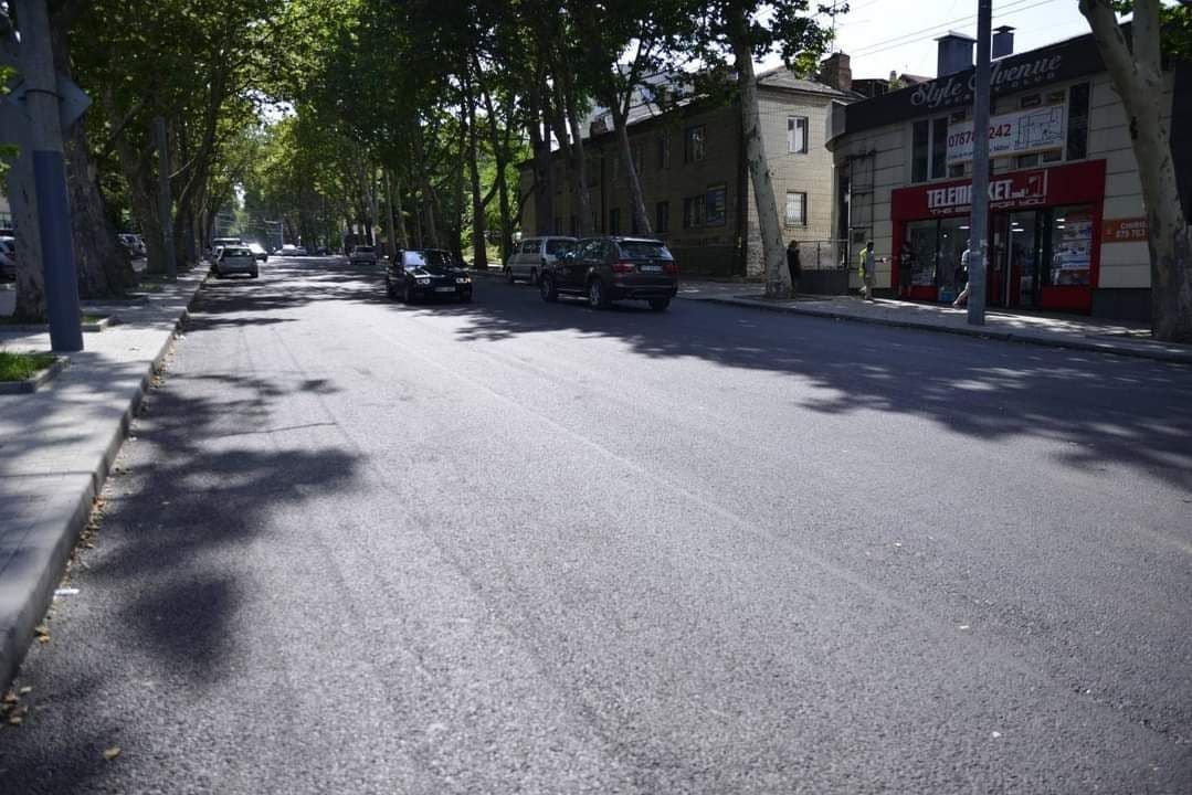 Завершены дорожные работы в периметре улиц Алба-Юлия - Еуджен Кока