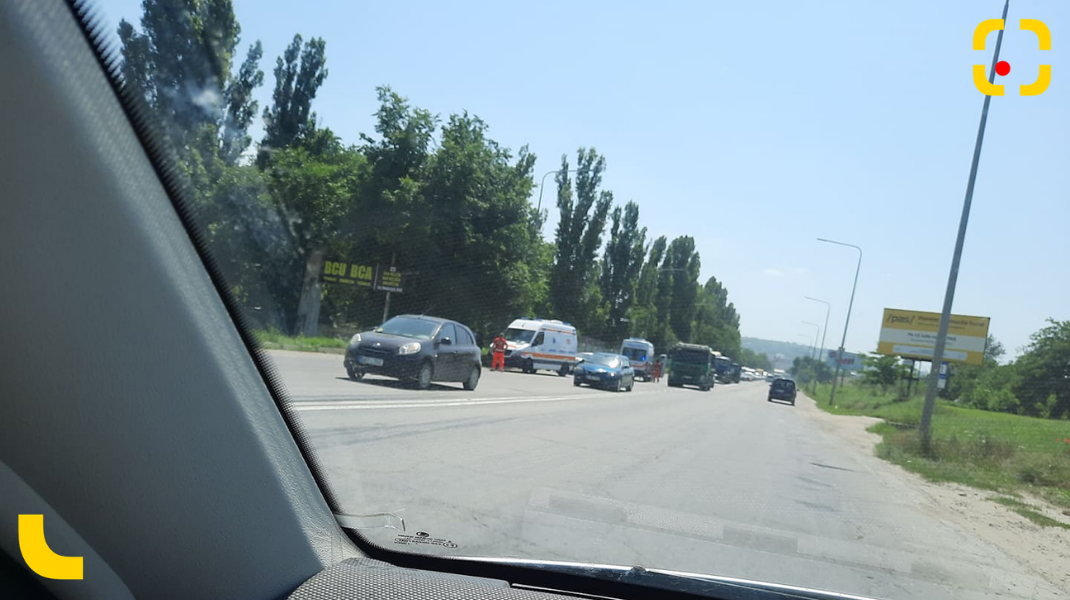В столице произошло ДТП: оба водителя доставлены в больницу