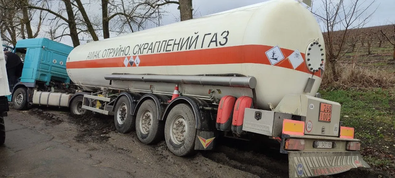 За один день две автоцистерны попали в ДТП на дорогах Молдовы: понадобилась помощь ГИЧС