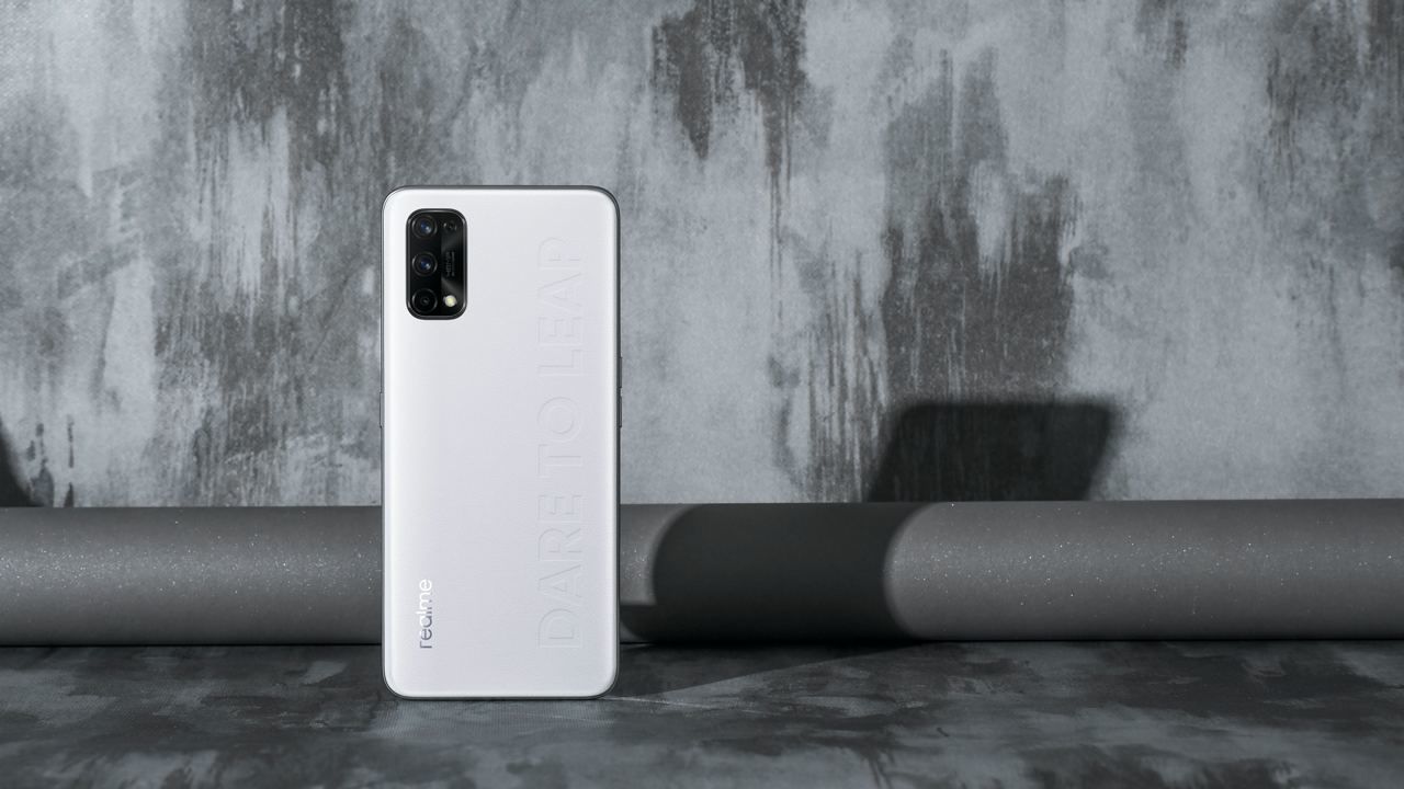 Realme представила один из самых доступных 5G-смартфонов