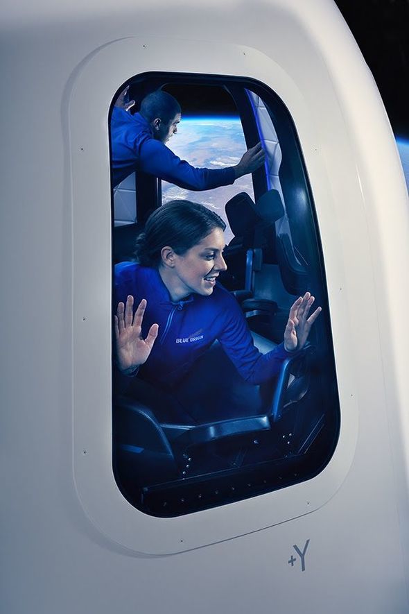 Blue Origin показала дизайн капсулы для космических туристов