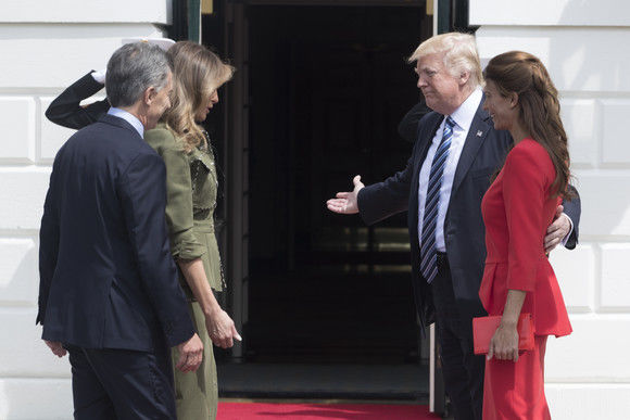 Donald Trump a fost "vrăjit" de soția președintelui argentinian