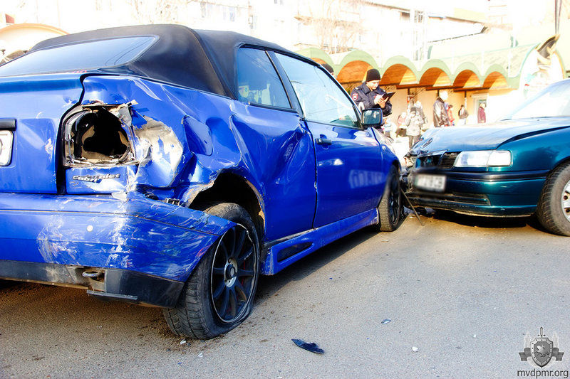 Авария с участием четырех автомобилей произошла в Тирасполе