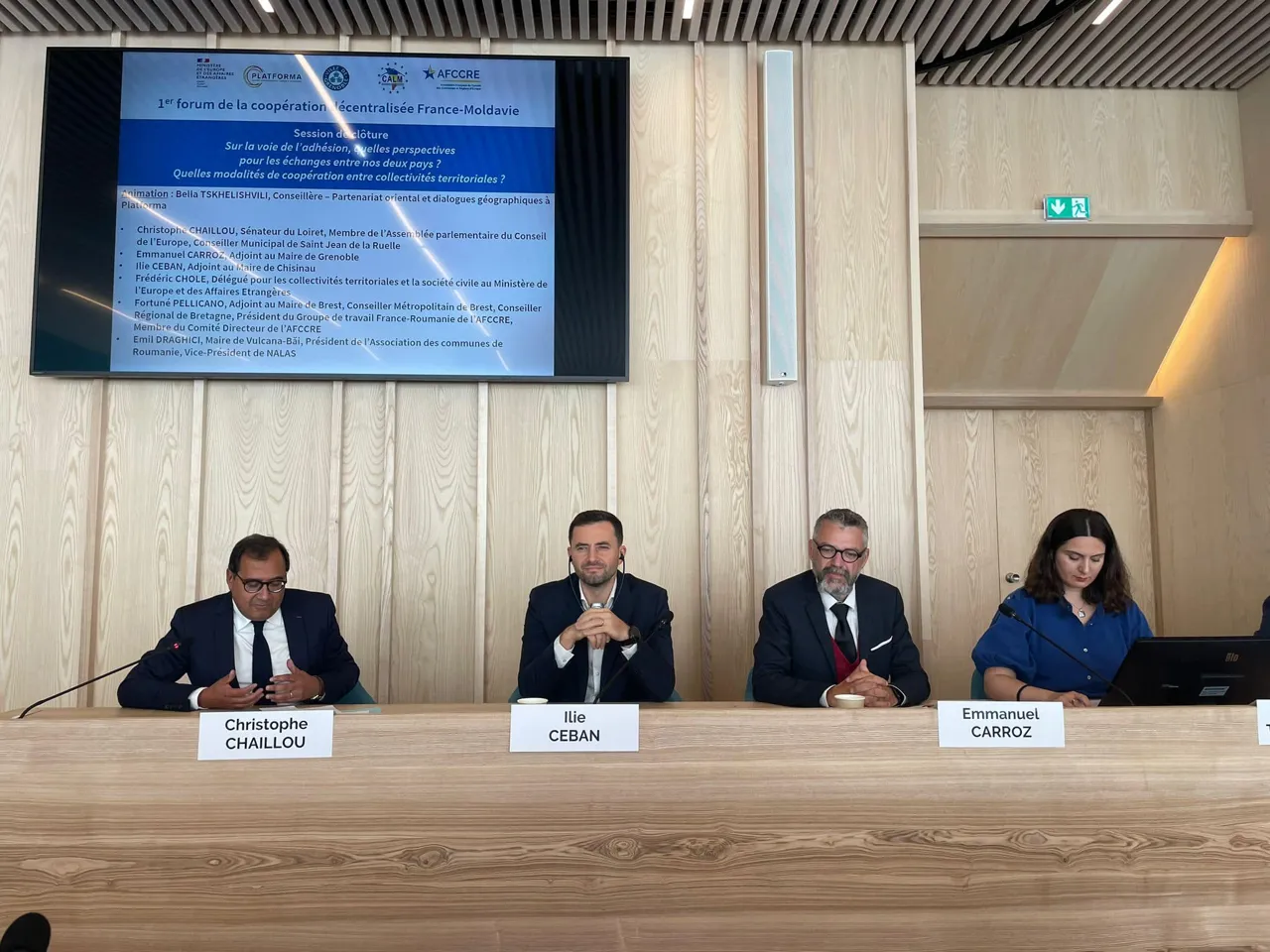 Un scuar din orașul francez Grenoble, numit în cinstea Capitalei Moldovei