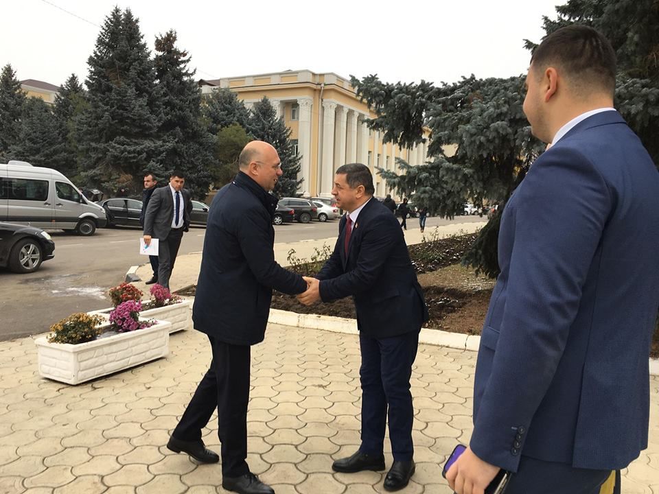 Филип прибыл в Кагул для поиска решений проблем местных жителей