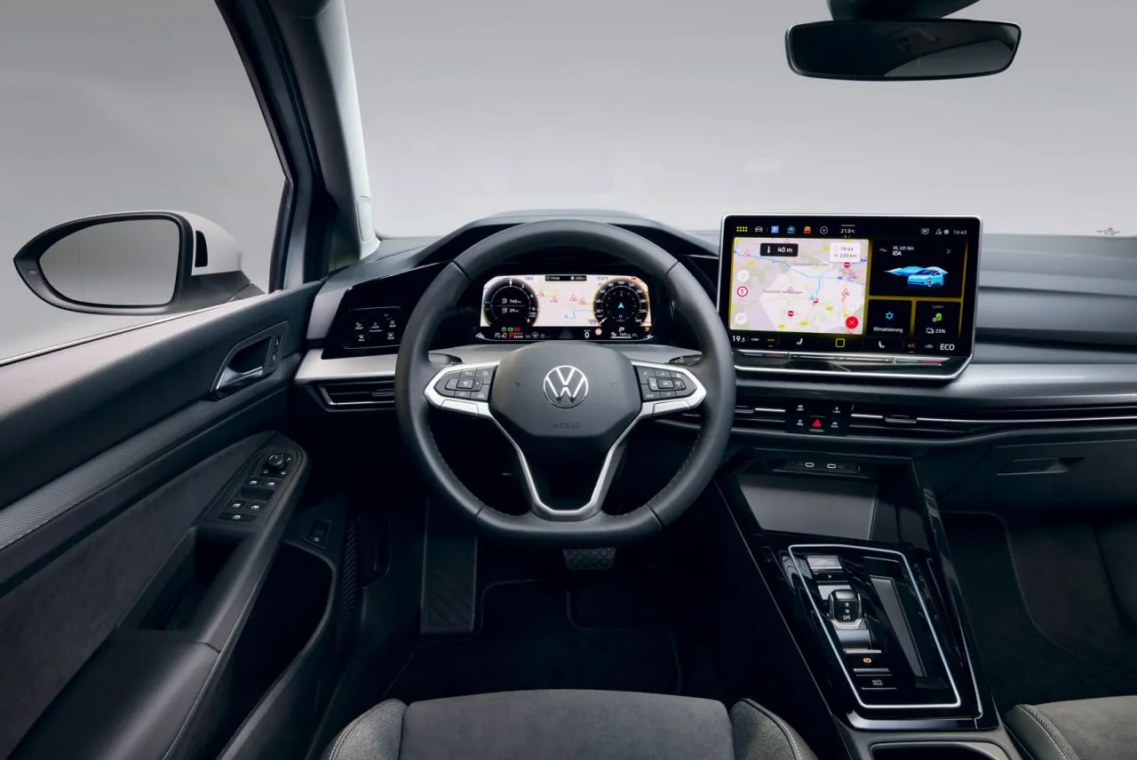 Презентован новый Volkswagen Golf 2024