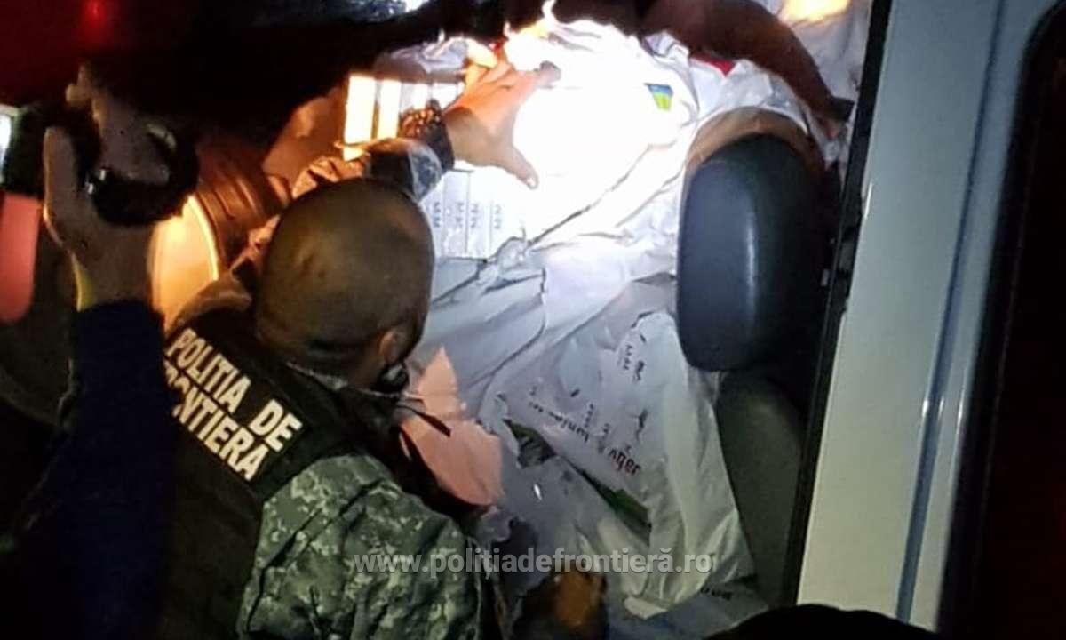 Пограничники в Румынии выявили трех молдаван, причастных к контрабанде сигарет