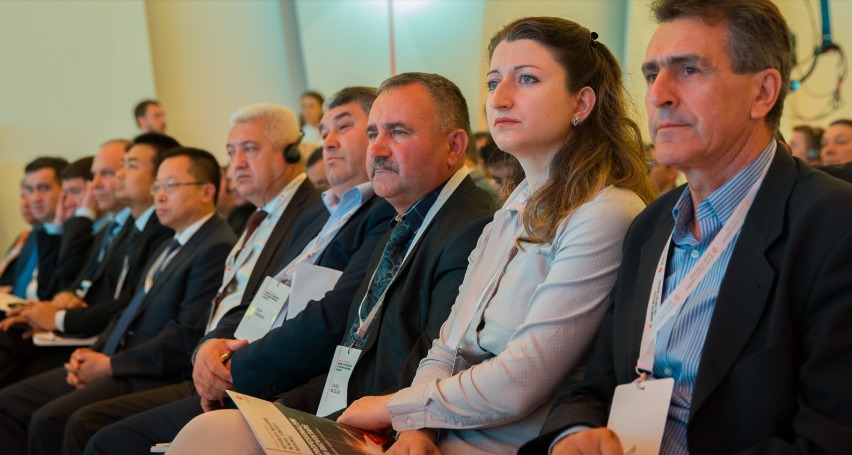 Pavel Filip la Forumul Economic al AOAM: Propunem un parteneriat cu investitorii pentru locuri de muncă, inovare şi dezvoltare