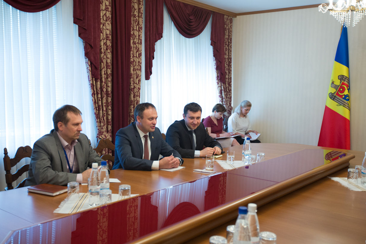 Председатель парламента встретился с постоянным представителем ПРООН в Молдове