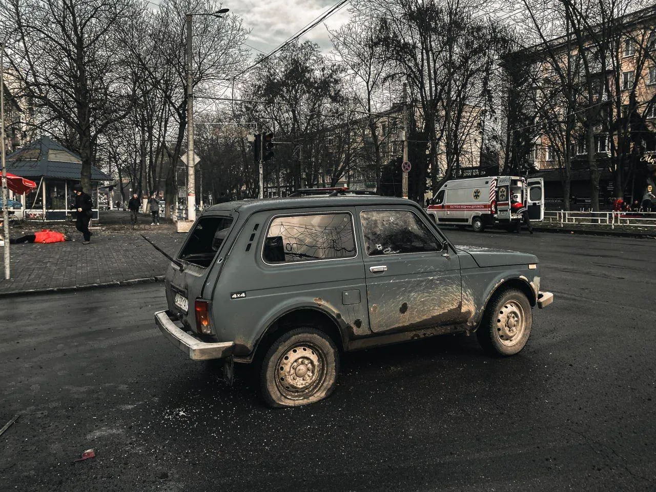 Зеленский об обстрелах Херсона: Сознательно - именно по гражданской инфраструктуре