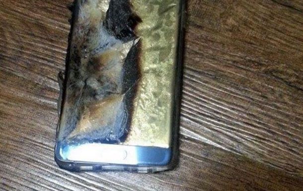 Samsung из-за Galaxy Note 7 потеряет миллиард - Bloomberg