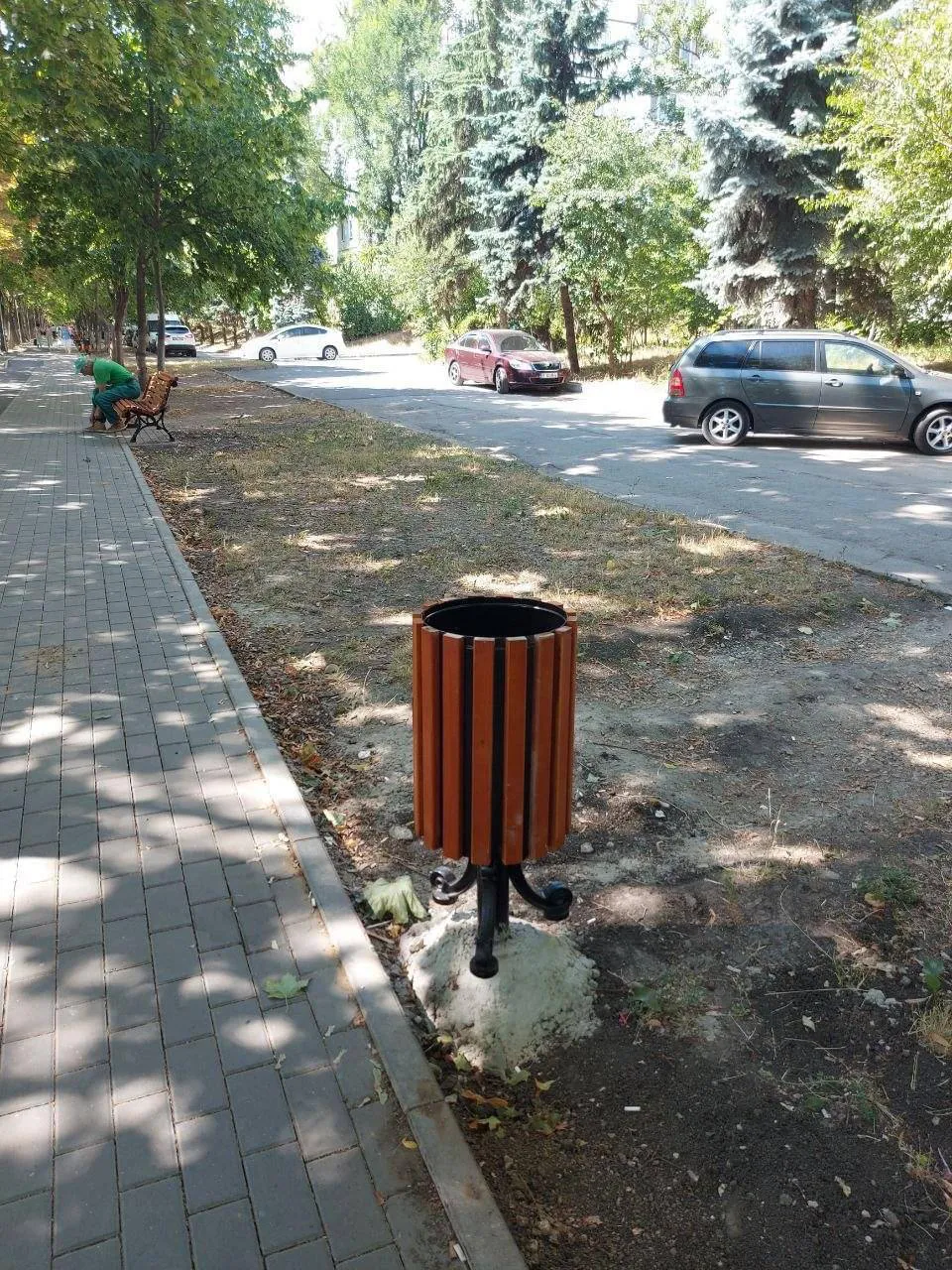 На Буюканах продолжается благоустройство и обновление тротуаров