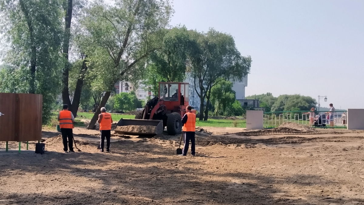 Рыбницкий городской пляж готов к купальному сезону