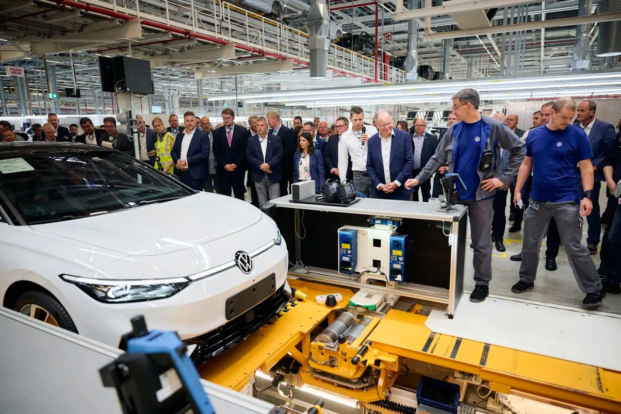 Преемник Passat: флагманский электромобиль Volkswagen поступил в производство