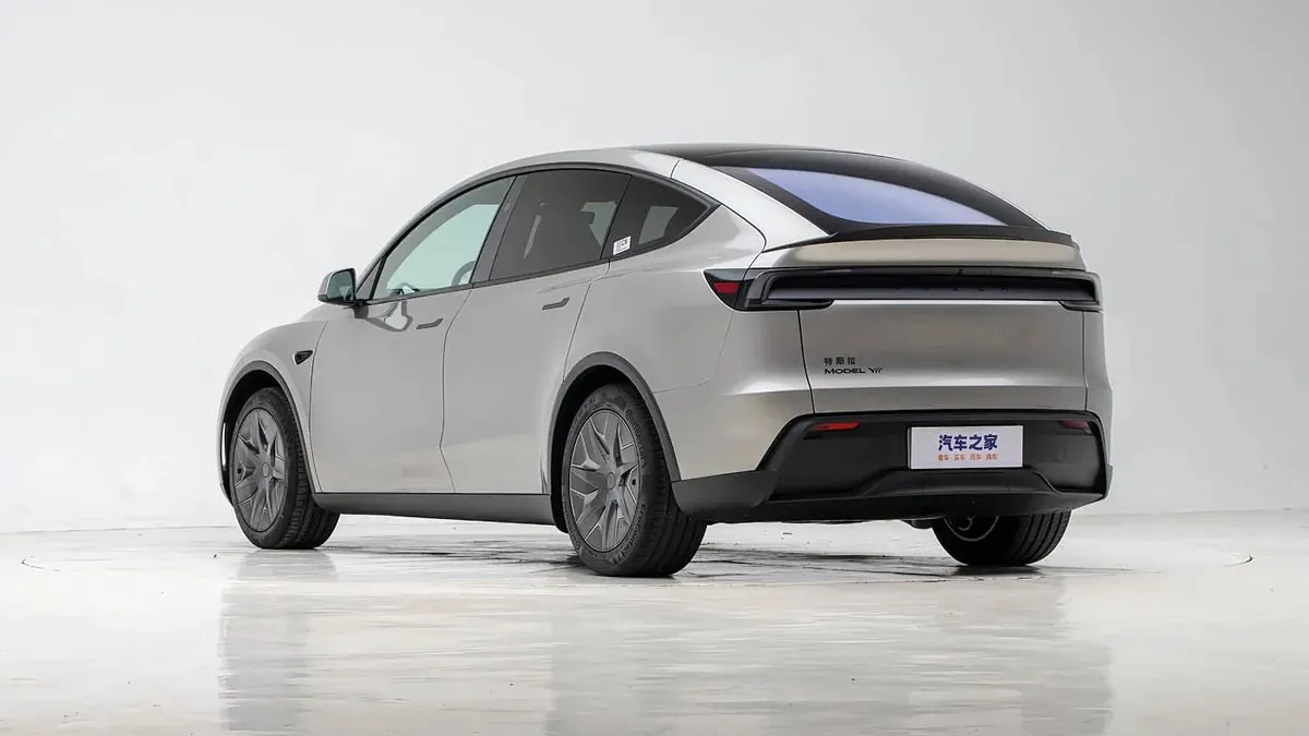 Tesla официально представила удлиненную Model Y