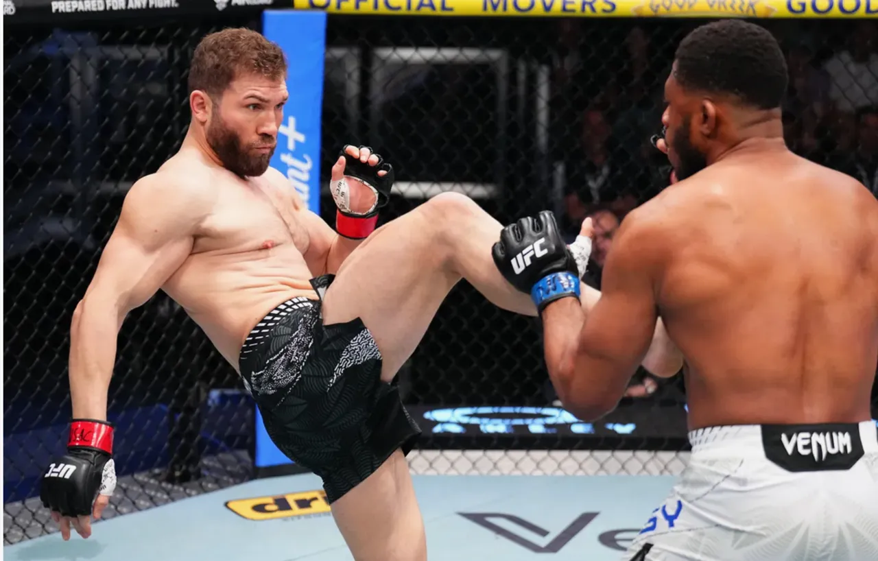 Ion Cuțelaba a obținut victoria la turneul UFC