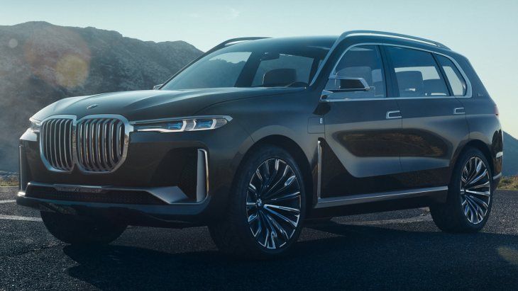 В Сеть «утекли» официальные фото BMW X7