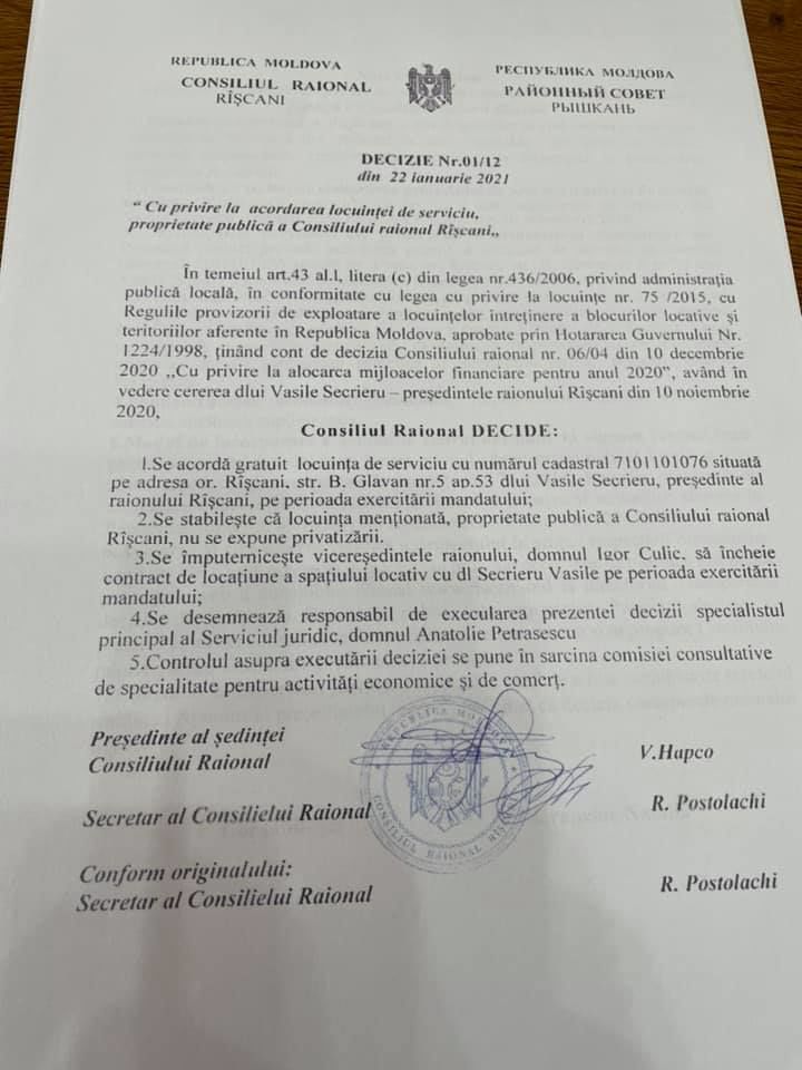 Депутат PAS обвинил главу Рышканского района в получении квартиры за госсчет