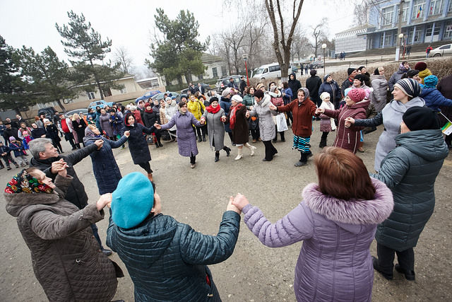 UE scoate din beznă cel mai mare sat din R. Moldova