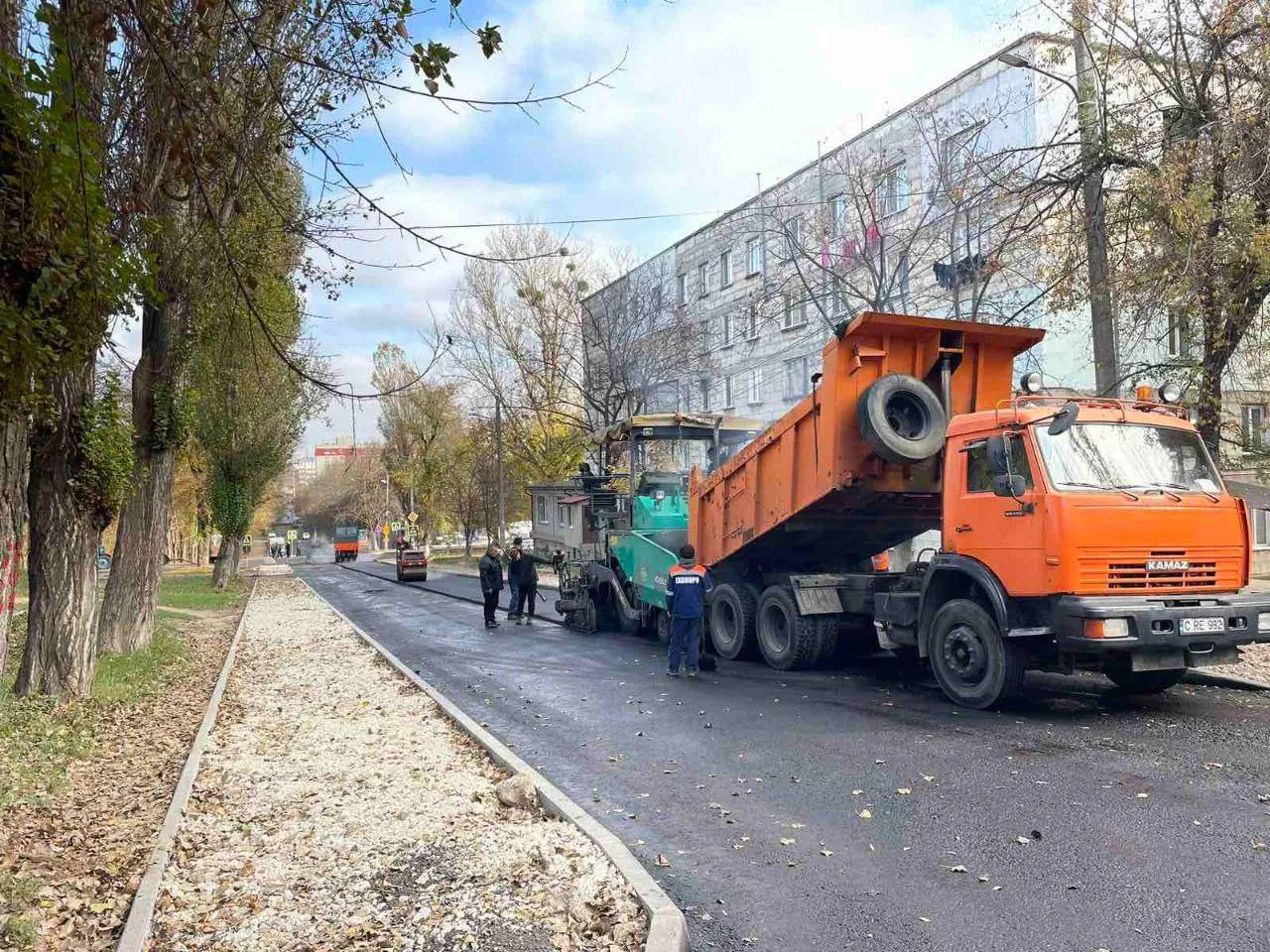 Продолжаются работы по восстановлению улицы Иона Некулче