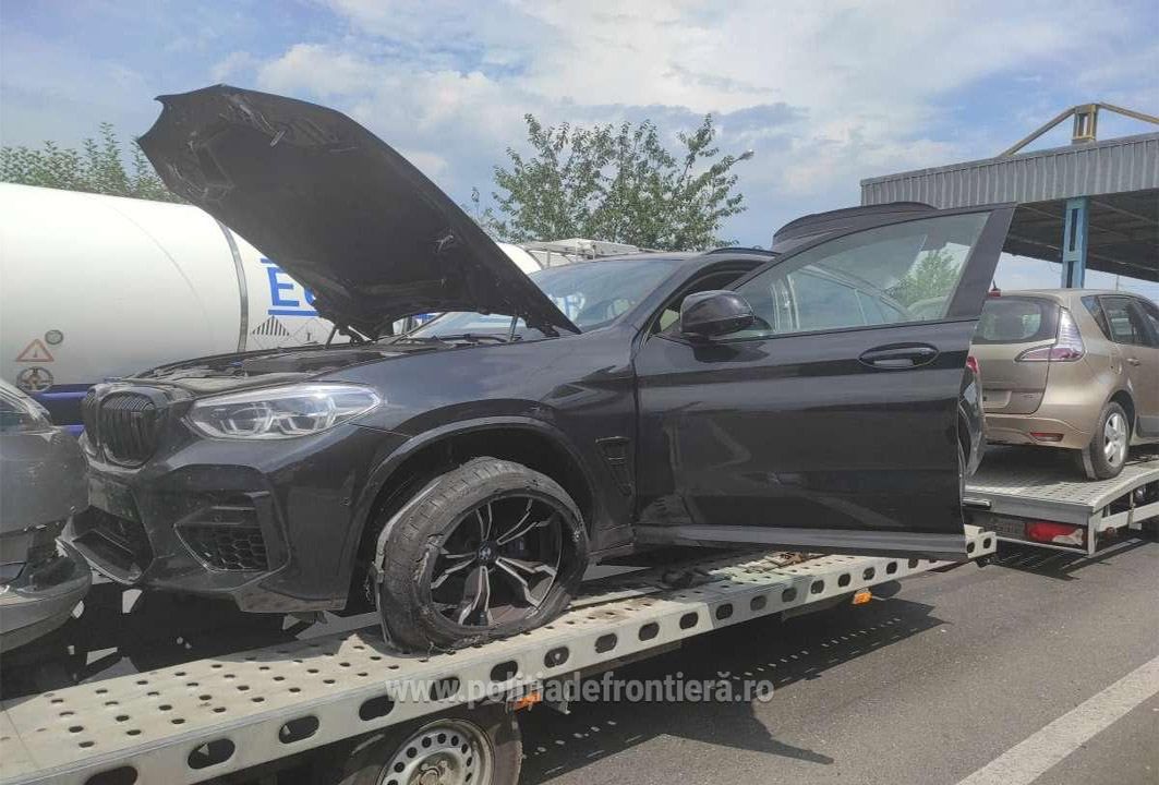 У молдаванина на границе Румынии изъяли BMW, угнанный в Бельгии