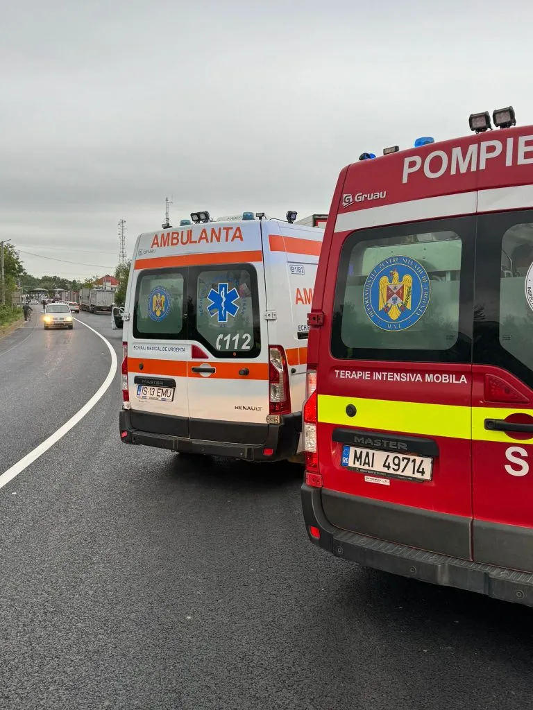 Accident grav la Iași: O mașină din Moldova s-a izbit de un camion la PTF Sculeni