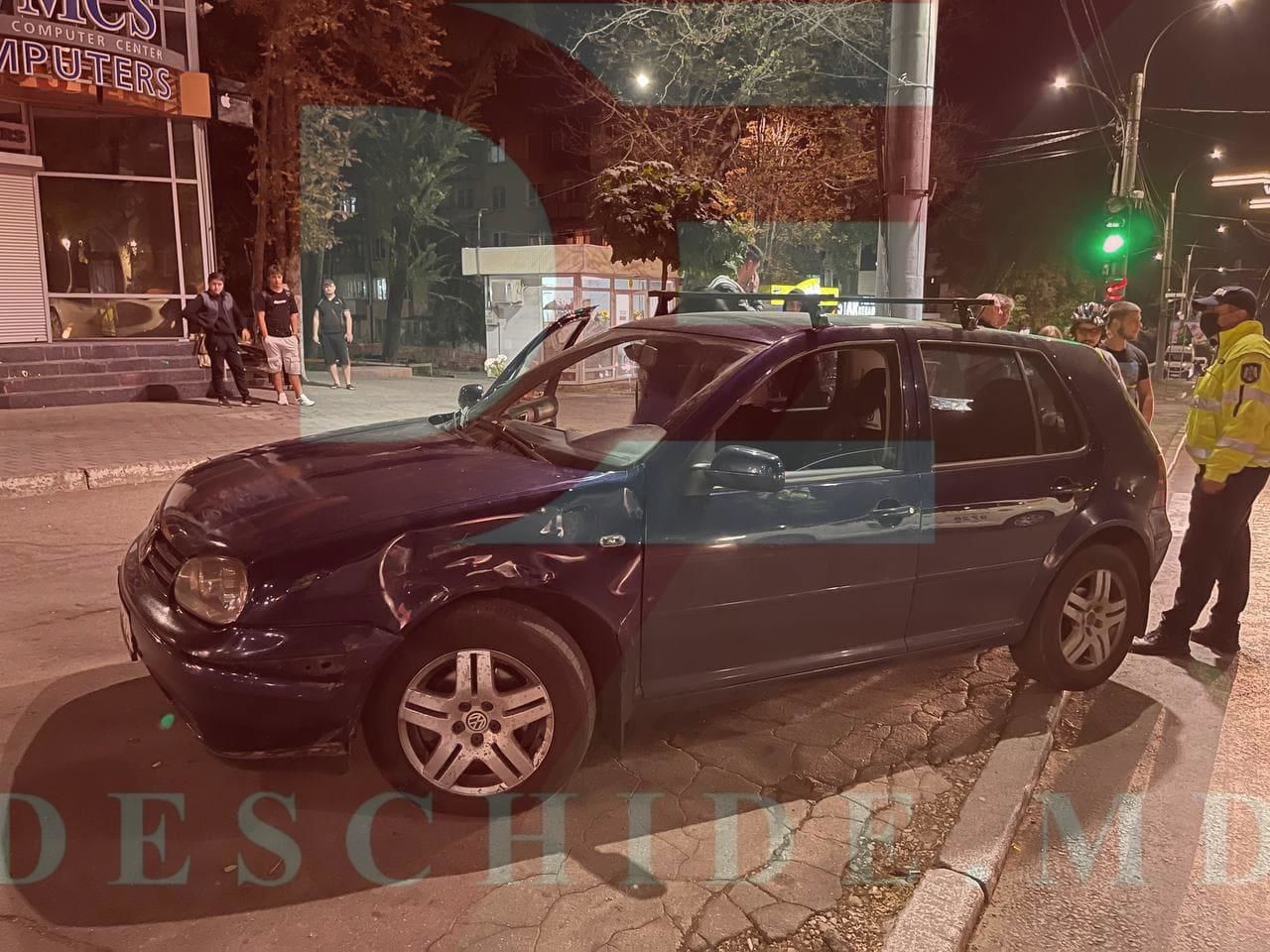 Ночное ДТП на Рышкановке: столкнулись Volkswagen и мотоцикл