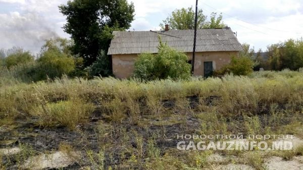 Пожарные оценили ущерб от пожара на нефтебазе в Бессарабке