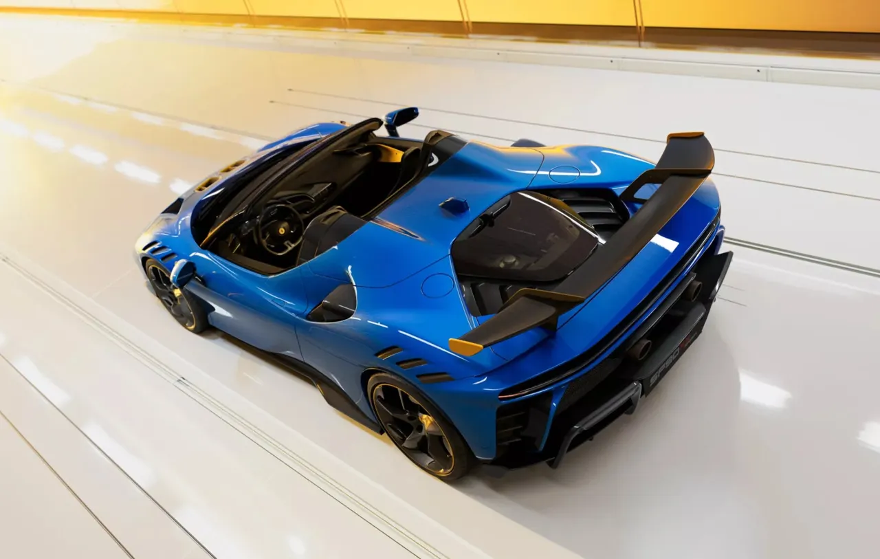 В Италии представлен самый мощный Ferrari в истории