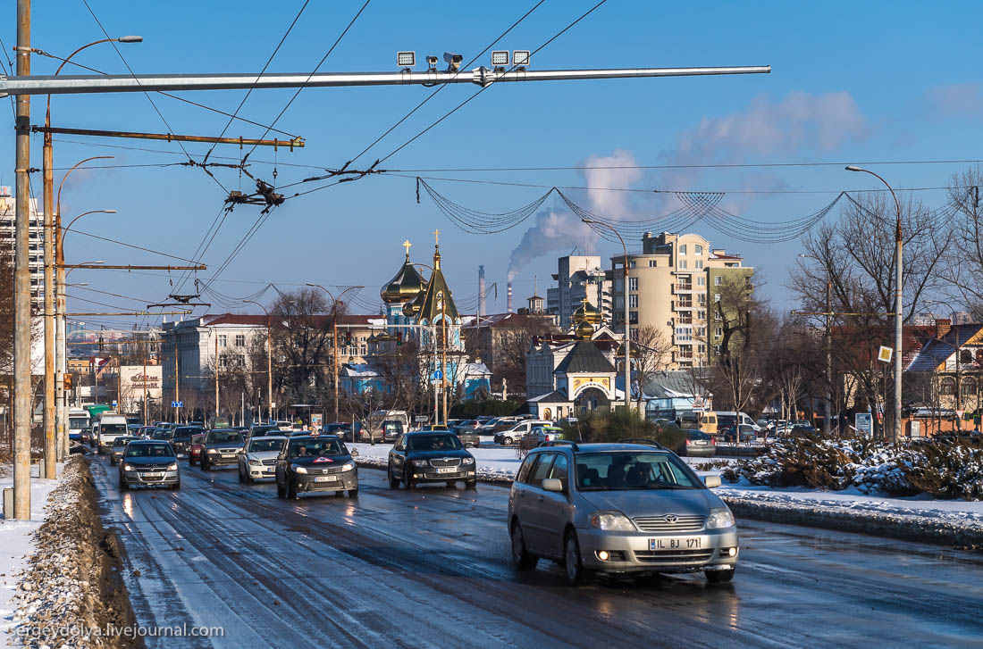 Кишинёв глазами москвича: город обменников, аптек и уезжающих