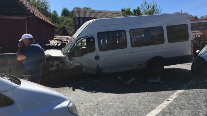 13 persoane au fost rănite într-un accident în România. A fost activat Planul Roșu de intervenție
