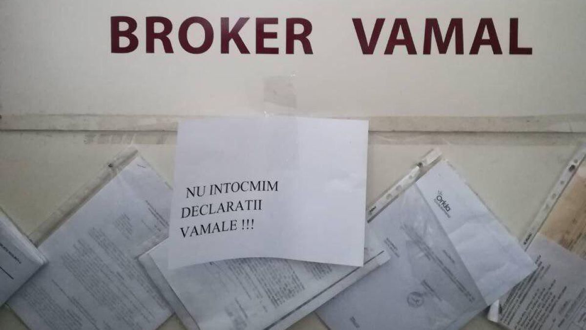 Brokerii vamali intră în grevă: Nu mai completăm nicio declarație vamală