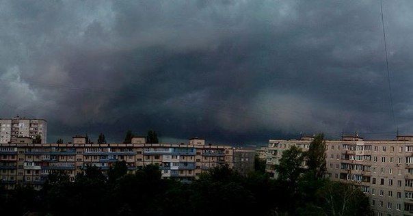 Сильный ливень с градом затопил Киев
