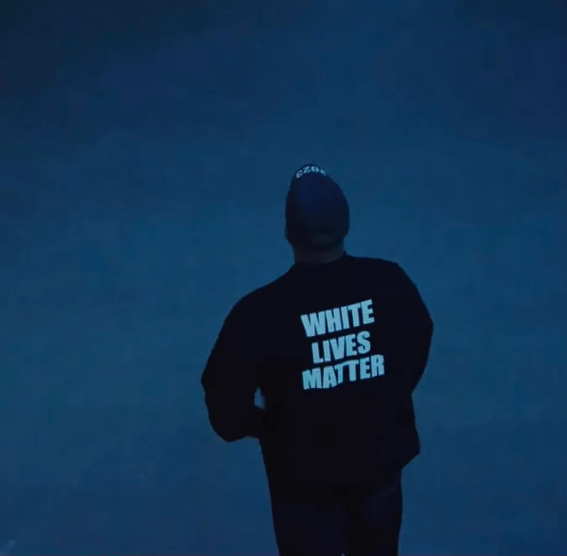 Канье Уэст появился в Париже в футболке White Lives Matter
