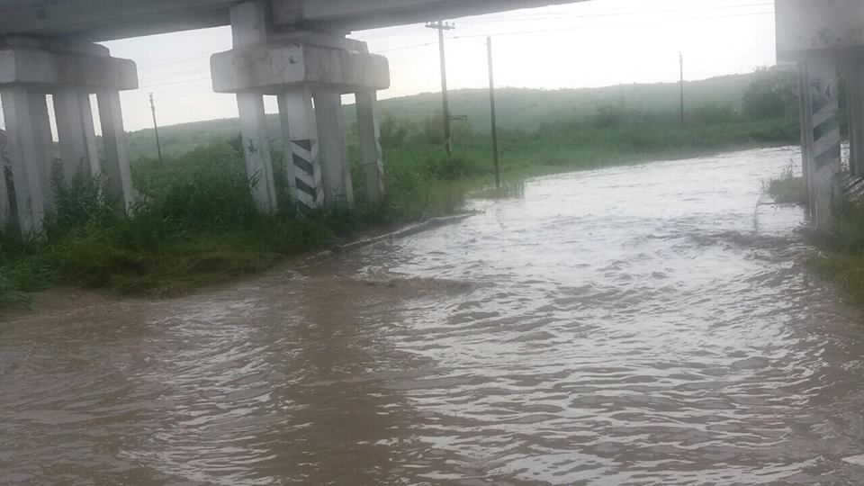 Потоп в Страшенах: местным жителям потребовалась помощь спасателей