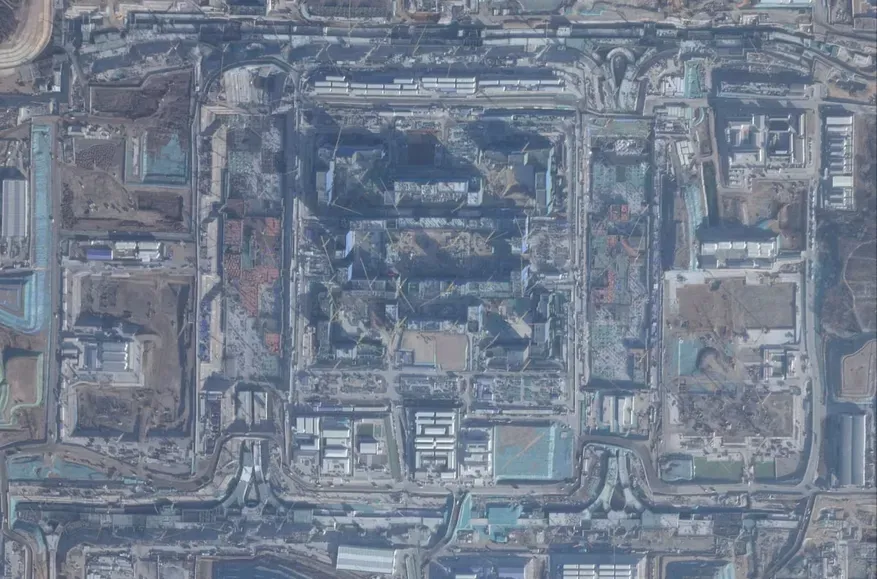 China va construi un centru militar de 10 ori mai mare decât Pentagonul cu un buncăr al Apocalipsei