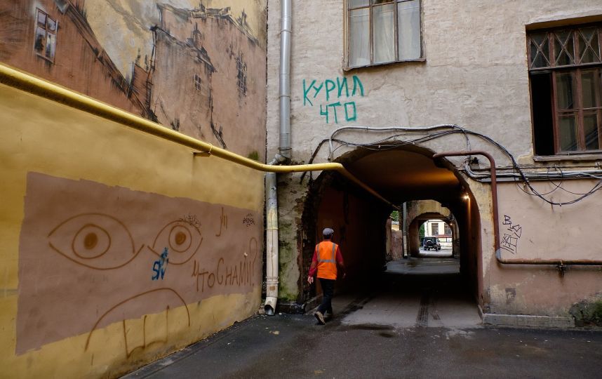 Комната, в которой жил Сергей Довлатов, сдается гастарбайтерам