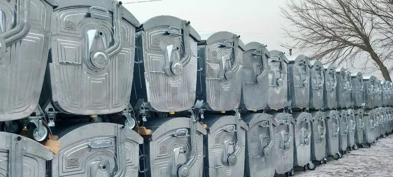 В Кишинев прибыла новая партия контейнеров для мусора