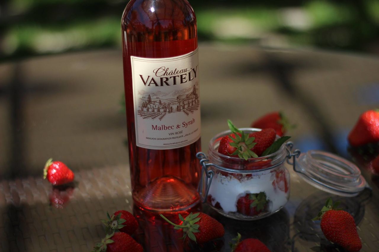 Château Vartely vă invită la Strawberry Day ®