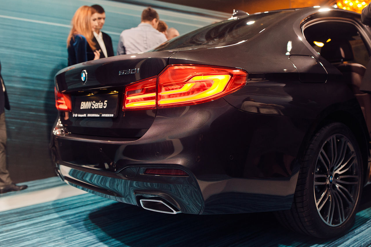 Autospace отпраздновал 20-летие и представил новый BMW 5 серии ®