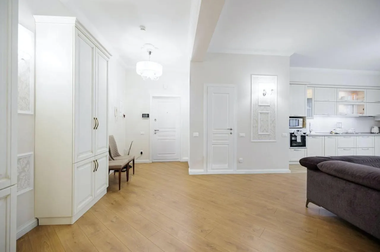 Замглавы инспектората карабинеров продает квартиру за 7,5 млн леев: ее цена в декларации в 2 раза ниже