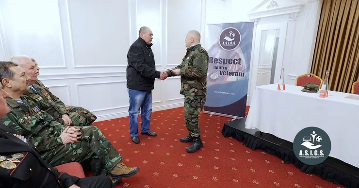 Ассоциация A.S.I.C.S. вручила по 1 000 леев 100 ветеранам войн
