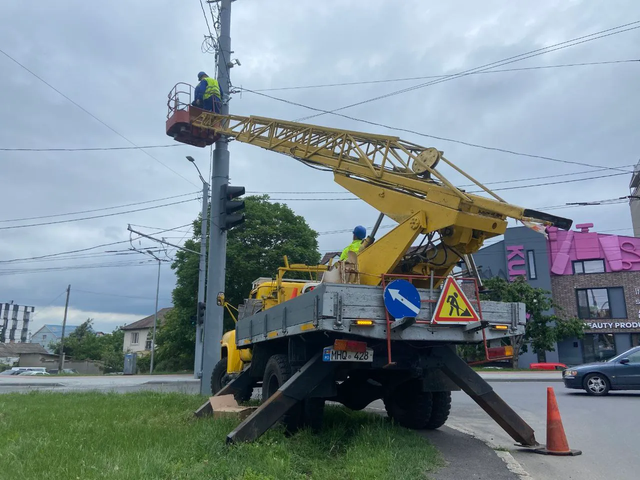 Primii senzori inteligenți de trafic, instalați în Capitală