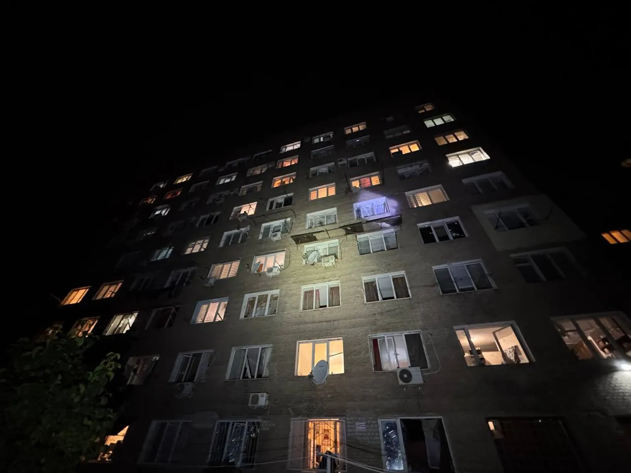 Atac nocturn cu drone la Odesa: Clădiri rezidențiale și magazine, avariate